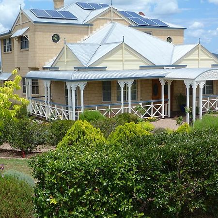 Grovely House Bed & Breakfast Stanthorpe Ngoại thất bức ảnh