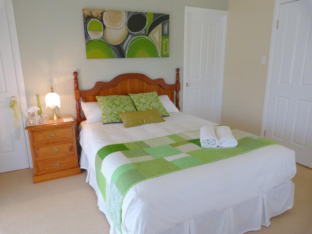 Grovely House Bed & Breakfast Stanthorpe Phòng bức ảnh