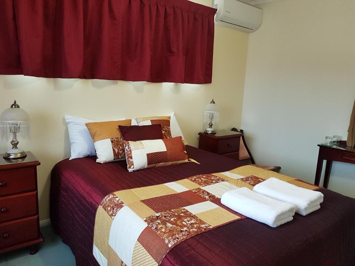 Grovely House Bed & Breakfast Stanthorpe Ngoại thất bức ảnh
